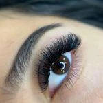 لوگوی سالن زیبایی رویا احمدی