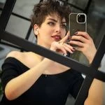 لوگوی آموزشگاه و سالن زیبایی الهه یوسفی