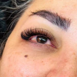 مرکز تخصصی اکستنشن و کاشت مژه مژه نلین