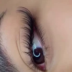 تصویر خدمات تخصصی مژه و ناخن ریهانیس