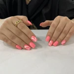 تصویر کاشت ناخن(مژگان)در سالن اسدی