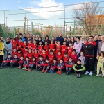 باشگاه و مدرسه فوتبال برنا