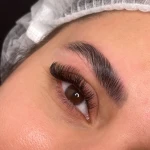 تصویر اکستنشن و لیفت مژه و ابرو مَری استایلشر