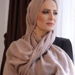 لوگوی سالن زیبایی و آرایشگاه زنانه فامور