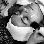 خدمات تخصصی فیشیال و‌‌ پاکسازی پوست پگاه