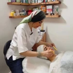 خدمات تخصصی لاغری و پاکسازی پوست کتی