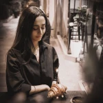 آتلیه تخصصی عروس رها