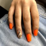 آموزش و خدمات تخصصی کاشت ناخن فاطمه