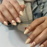 خدمات تخصصی ناخن و مژه آذر