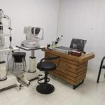 لوگوی بینایی سنجی، گالری عینک و لنز طبی نیکی