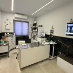 کلینیک دامپزشکی من و پت (پنج ستاره)