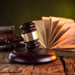 لوگوی وکیل پایه یک دادگستری حسین ولی زاده