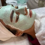 تصویر خدمات تخصصی پاکسازی پوست هدیه حامدی