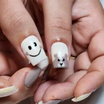 خدمات ناخن طلا نیل