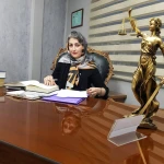 تصویر وکیل پایه یک دادگستری *شقایق امیری*