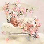 تصویر آتلیه عکاسی نوزاد و‌ بارداری دیناز