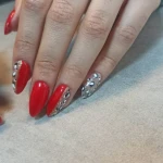 نمونه کار آموزش و خدمات تخصصی کاشت ناخن فاطمه