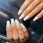 تصویر سالن زیبایی و آرایشگاه زنانه صورتی