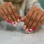 مرکز تخصصی کاشت ناخن مریم قنبریان