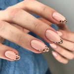  خدمات تخصصی ناخن الهام(۴۰درصد تخفیف اول)