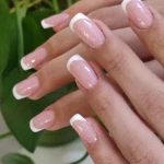 سالن زیبایی و آکادمی آرایشگری ویوگ
