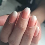 خدمات تخصصی ناخن نازنین آریایی