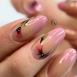 تصویر آموزش و خدمات تخصصی ناخن فرناز کرم پور