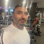 باشگاه فیتنس و ورزش های رزمی تایتان