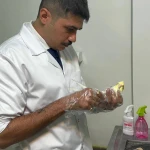 تصویر دامپزشک در منزل (محل) والیانی