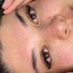 اکستنشن مژه تخصصی آنیِل