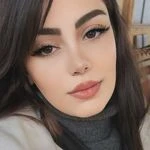 لوگوی آموزش و خدمات کاشت ناخن گیسو