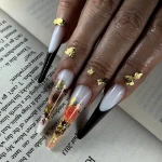 آموزش و خدمات تخصصی ناخن ایوک