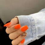 تصویر آموزش و خدمات تخصصی کاشت ناخن فاطمه