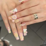 تصویر خدمات و آموزش تخصصی ناخن و مژه