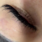 تصویر خدمات تخصصیِ اکستنشن مژه،کاشت،لیفت نگار
