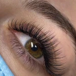 خدمات تخصصی اکستنشن مژه طلا