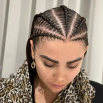 سالن زیبایی  وی آی پی  لیانا