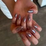 لوگوی سالن تخصصی ناخن و مژه ابرا