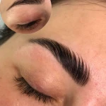 خدمات تخصصی اکستنشن مژه لیفت مژه تتوبدن