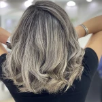 خدمات کراتینه مو و رنگ و لایت مریم داوری