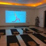 مرکز تخصصی یوگا رمانه (شعبه شریعتی)