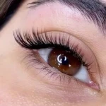 خدمات تخصصی اکستنشن مژه فرح