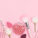 لوگوی خدمات و آموزش تخصصی رنگ لایت، کراتین، احیاء