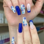 مرکز تخصصی کاشت ناخن و مژه لونا