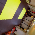  مربی کیک بوکس بدنسازی انعطاف رزمی