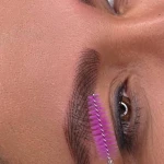 کاشت مژه و میکرو بلیدینگ رها