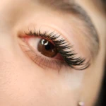 کاشت مژه و لیفت ابرو فرناز