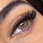 تصویر آموزش و خدمات فوق تخصصی مژه لیدا دلیلی