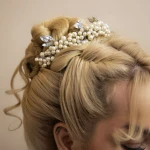 آرایشگاه زنانه پری ماه