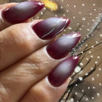 سالن تخصصی آموزش و کاشت ناخن مرضیه